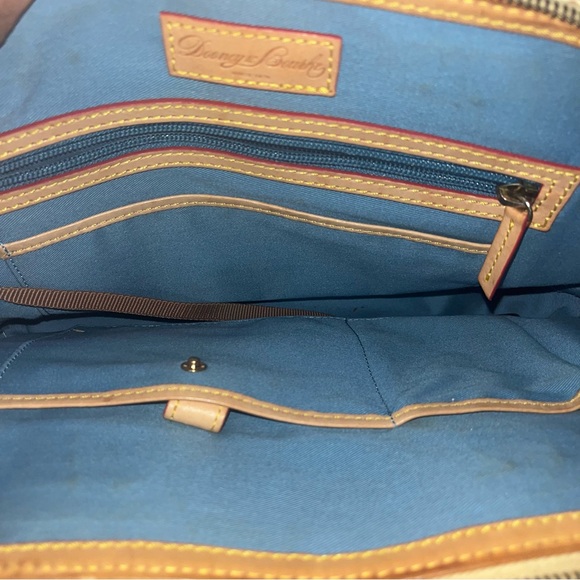 Dooney and Bourke, Zip Zip Satchel, Patent Leather, Pearl White, Tan Trim - Picture 3 of 4